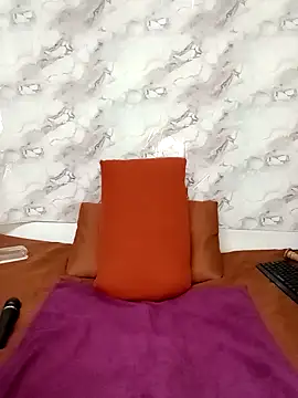 XXX chat uživo modela Babymomma98