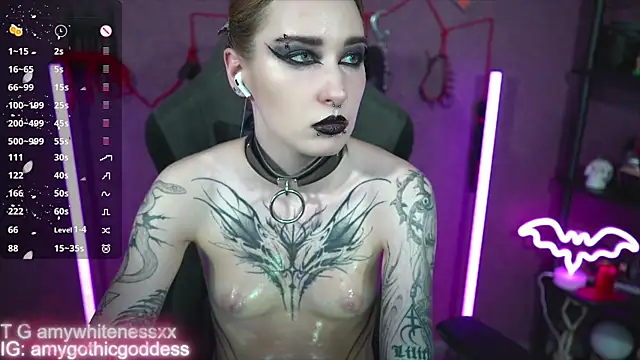 amywhitenessxx's Webcam Show