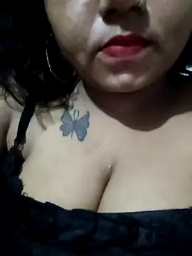 Delhi_Patola's Live XXX Chat