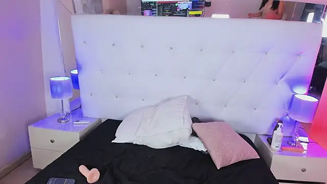 XXX chat uživo modela Aria_Sims