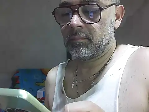 CarlossexVen: διαδικτυακό σόου στην κάμερα