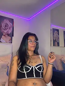 Chatroom XXX en direct de SamathaMay