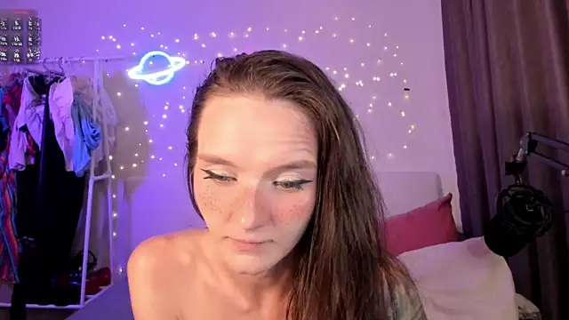 XXX chat uživo modela HottieEVER