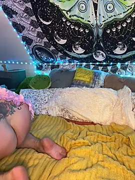 SuzyCatzz's Live XXX Chat