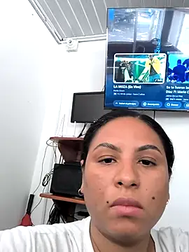 Francesca_ferrari Chat XXX in diretta