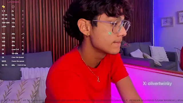 Oliver20__'s Webcam Show