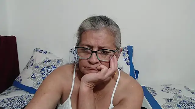 candy_mature_ live XXX chat