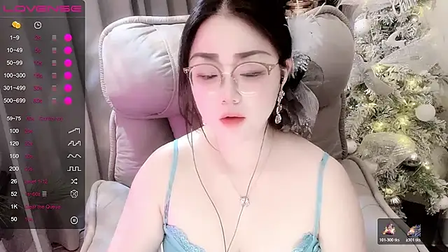 Monica-666888-'s Webcam Show