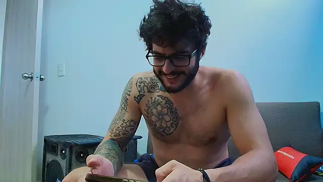 thomas_gun live XXX chat