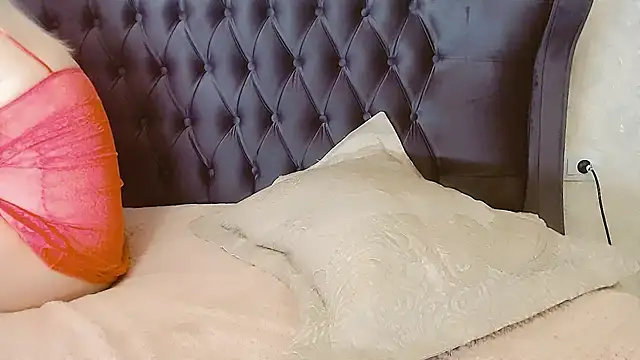 Olesya 现场XXX聊天