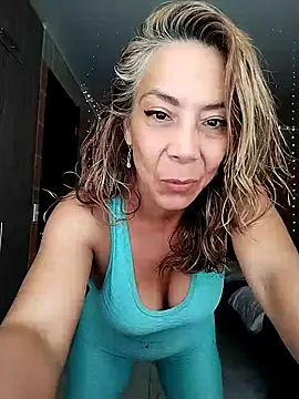 Lady_Lolla11: απευθείας συνομιλία ΧΧΧ