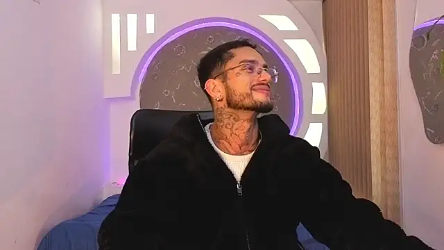 Alanrodgers live XXX chat