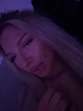 Chatroom XXX en direct de blondeeee