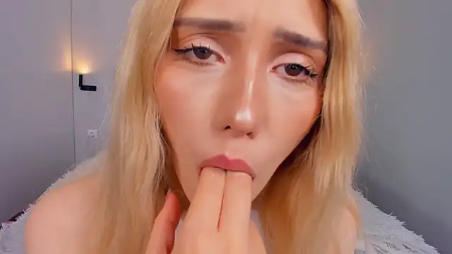 Barbiebloom Adlı Modelin Canlı XXX Sohbeti