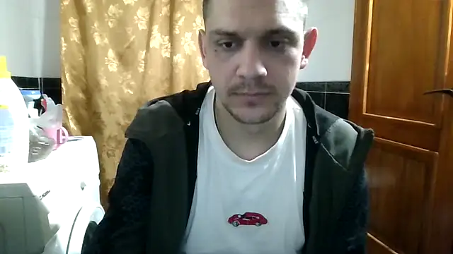 Show modela Mark1404 na web-kameri