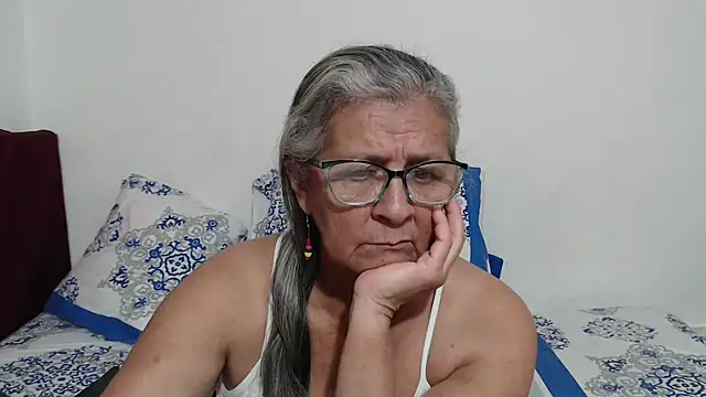 candy_mature_n Webbikameraesitys