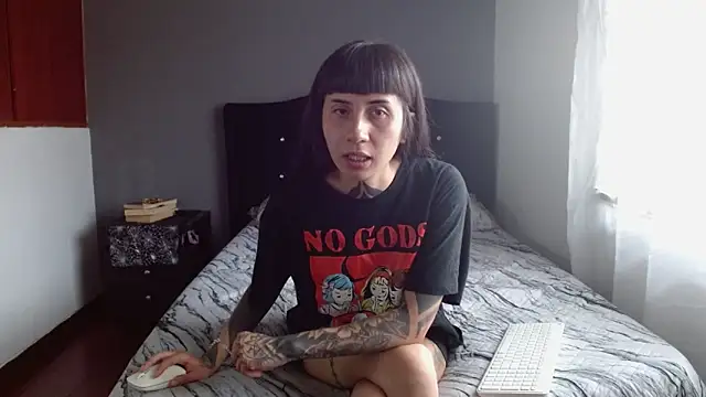 Emilia_1995 Live XXX-chat