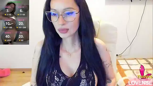 kissnicol32 élő XXX-chatje