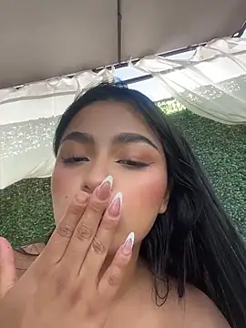 EvasBlazeXXX's Webcam Show