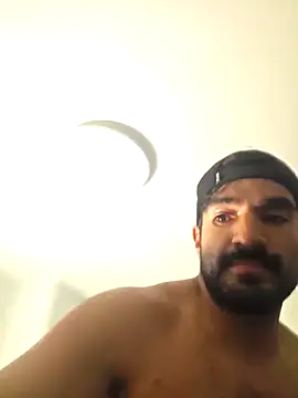 piggylatino's Webcam Show