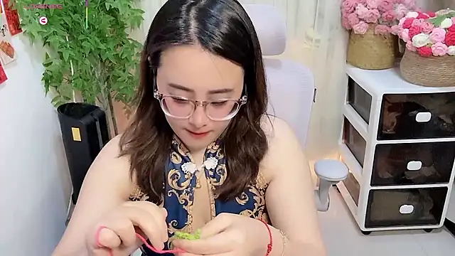 NEWONETO 网络视讯表演