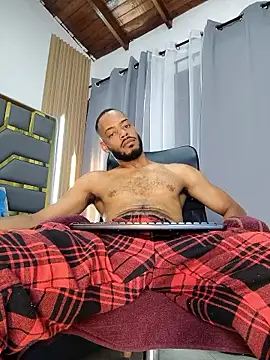 Oliver_bigblack_cock's Webcam Show