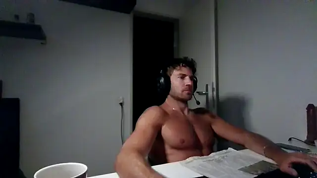 alpha-hunk Webcam-Show