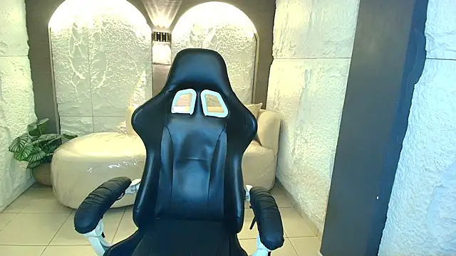 Živý XXX chat ISAA_R_