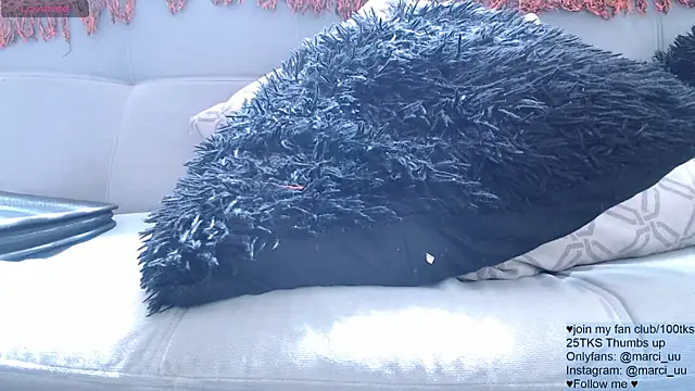 XXX chat uživo modela Marci_owo