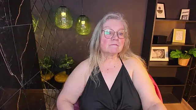 NataliMellow's Live XXX Chat