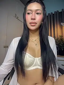 Jasmine_Elcock Show Webcam