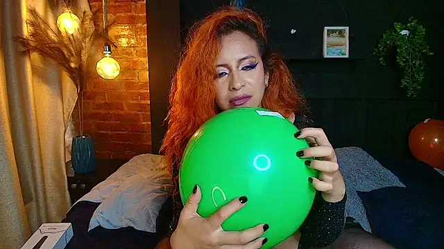 sahra_taylor_ 라이브 XXX 채팅