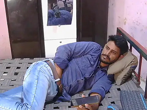 HotXKrish Live XXX-chat