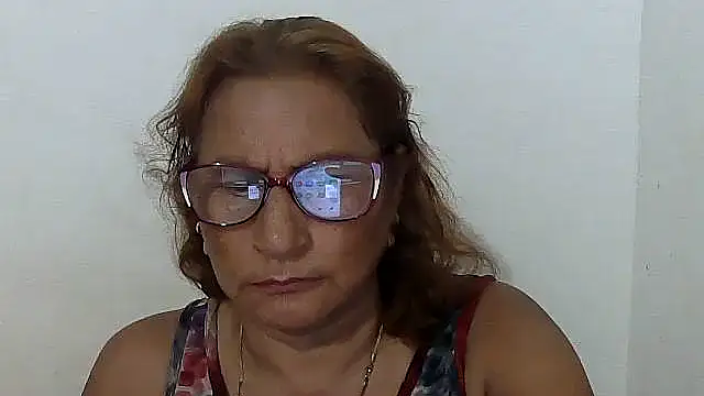 Chat XXX en directo de charrysexy1