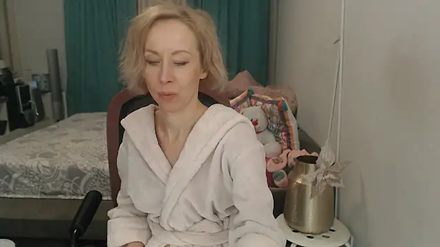 LuxuryNika Live XXX-Chat