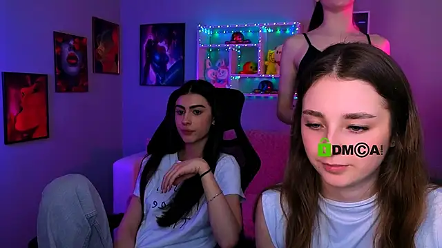 Онлайн чат XXX nekky_mouse