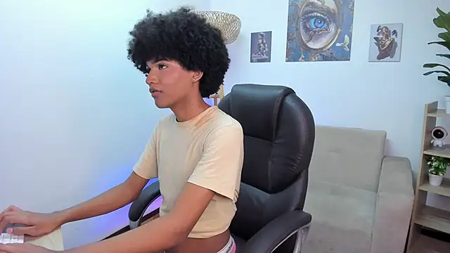NaomiSaenz_'s Live XXX Chat