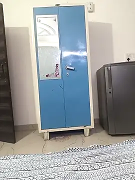 DeLhiBoy_143 Webcam-Show