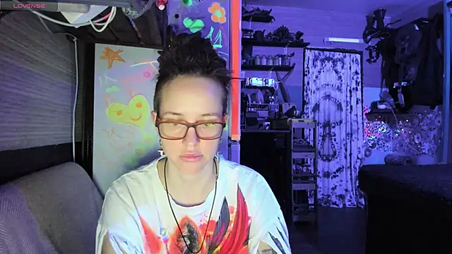 Онлайн чат XXX LisaFoxy_y