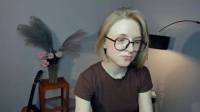 CaylaFahrni Chat XXX in diretta