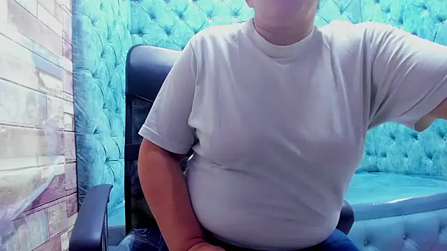 Živý XXX chat LeilaSmith_