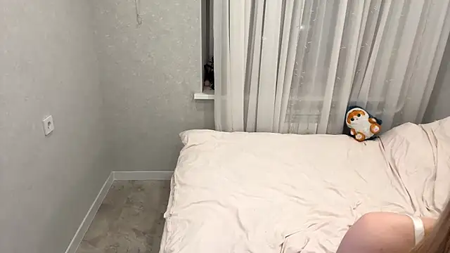 Between_Eeys' Live XXX Chat