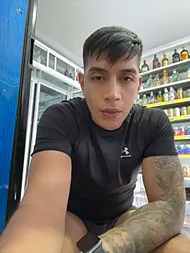 Show de webcam de OliverWest04