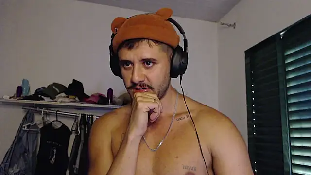 guzzfit Webcam Show
