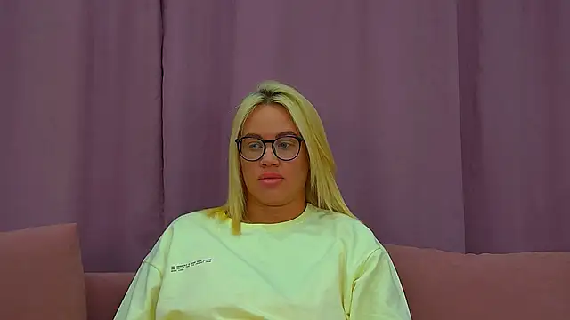 MariaNeuman 라이브 XXX 채팅