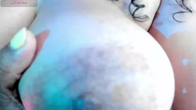 Živý XXX chat _aithanaa_