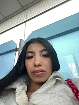 Tiffany_Low Live XXX Chat