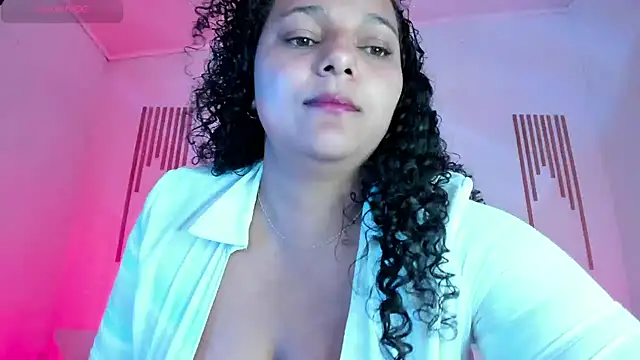 _aithanaa_'s Live XXX Chat