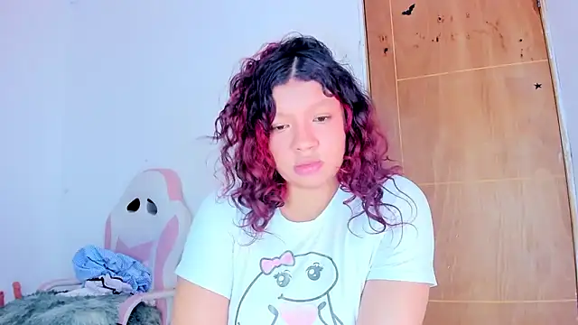 Chat XXX ao vivo de Emily_Coper18