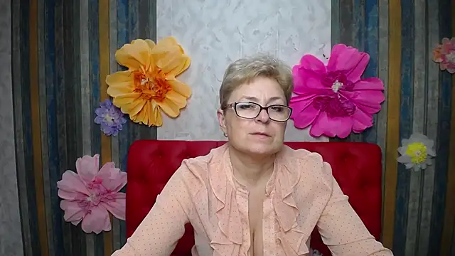 EmiliaGree – Live XXX-chat